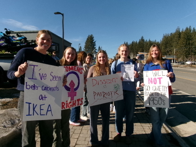 THS Students Participate in Women's Rights Walkout